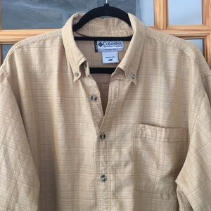 Columbia Men’s Long-sleeved shirt, Size XL